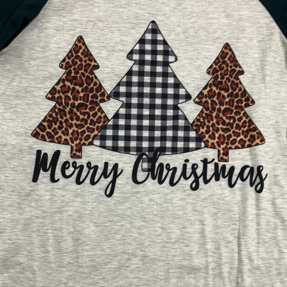 Ladies Christmas shirt - Picture 2 of 5